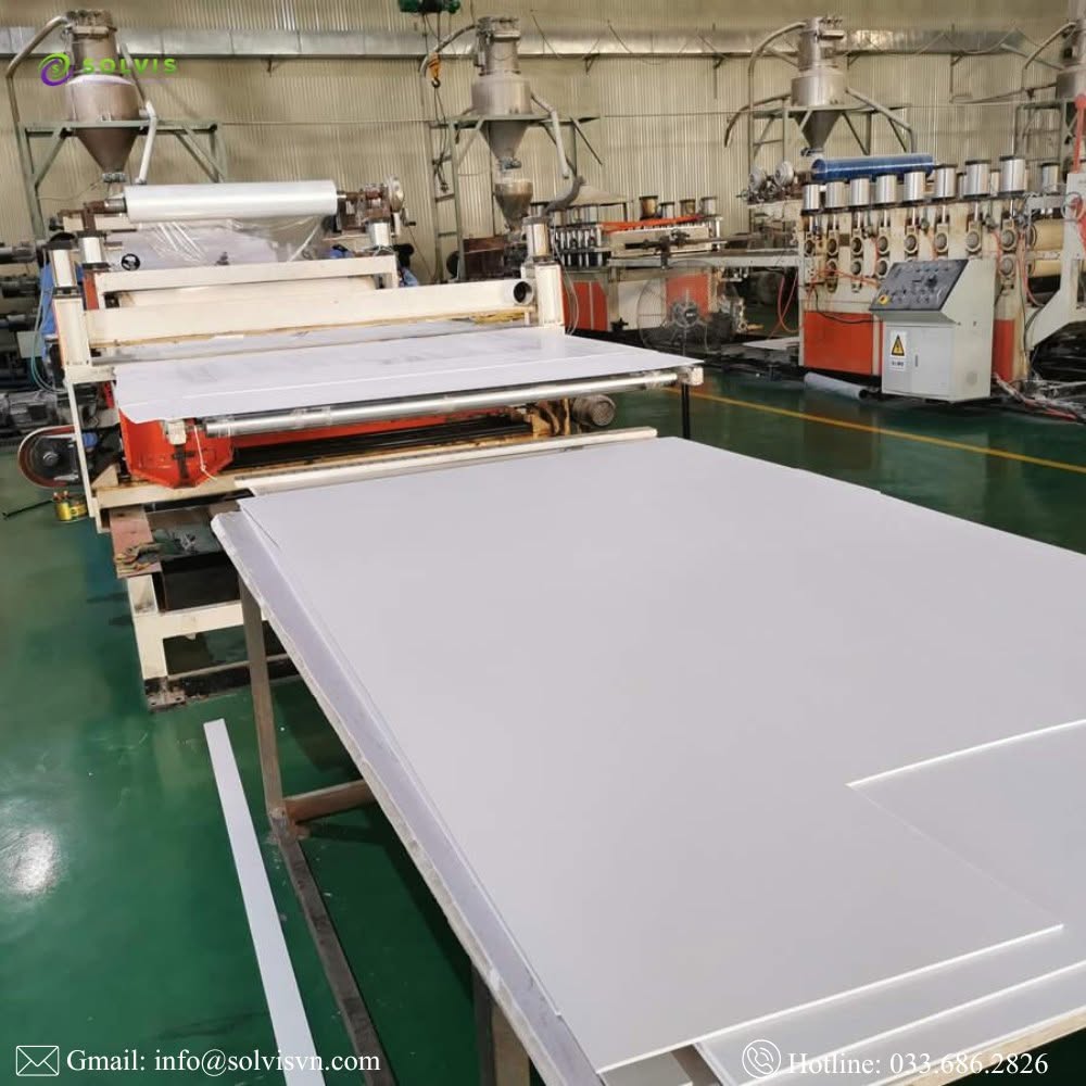Chất Trợ Gia Công Acrylic YF-175 Cho PVC – Bôi Trơn Cao, Giảm Dính Khuôn, Nâng Cao Hiệu Suất Gia Công